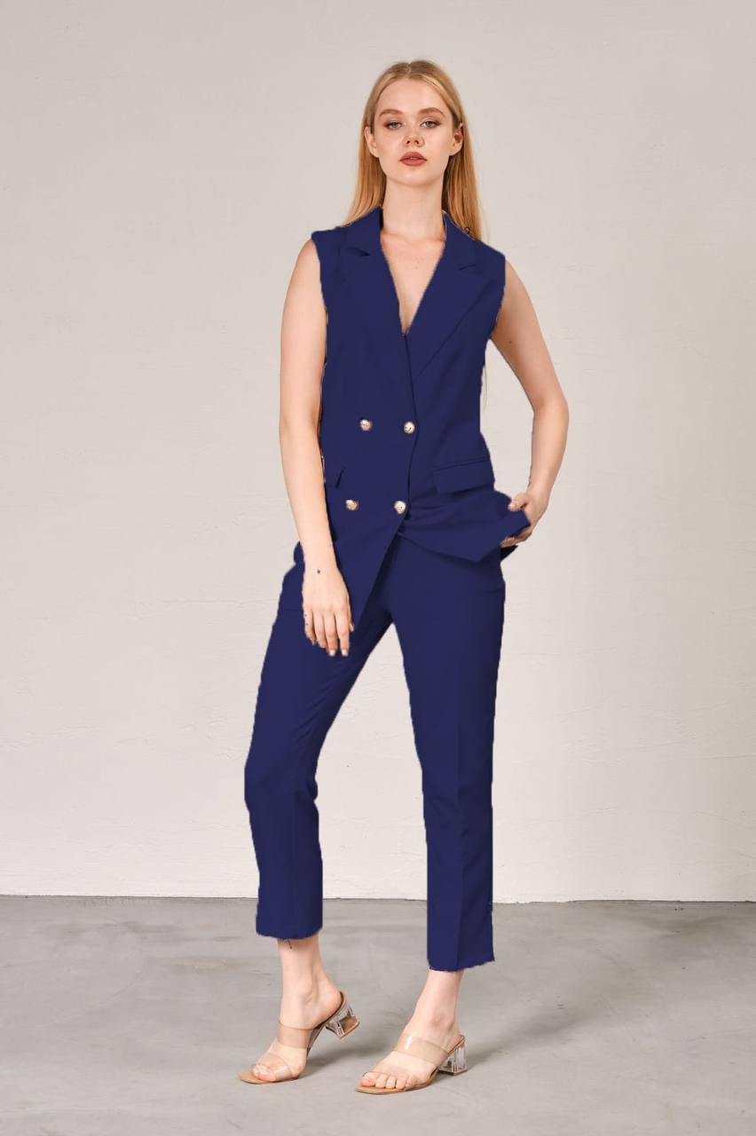 Sleeveless Black Blazer Set